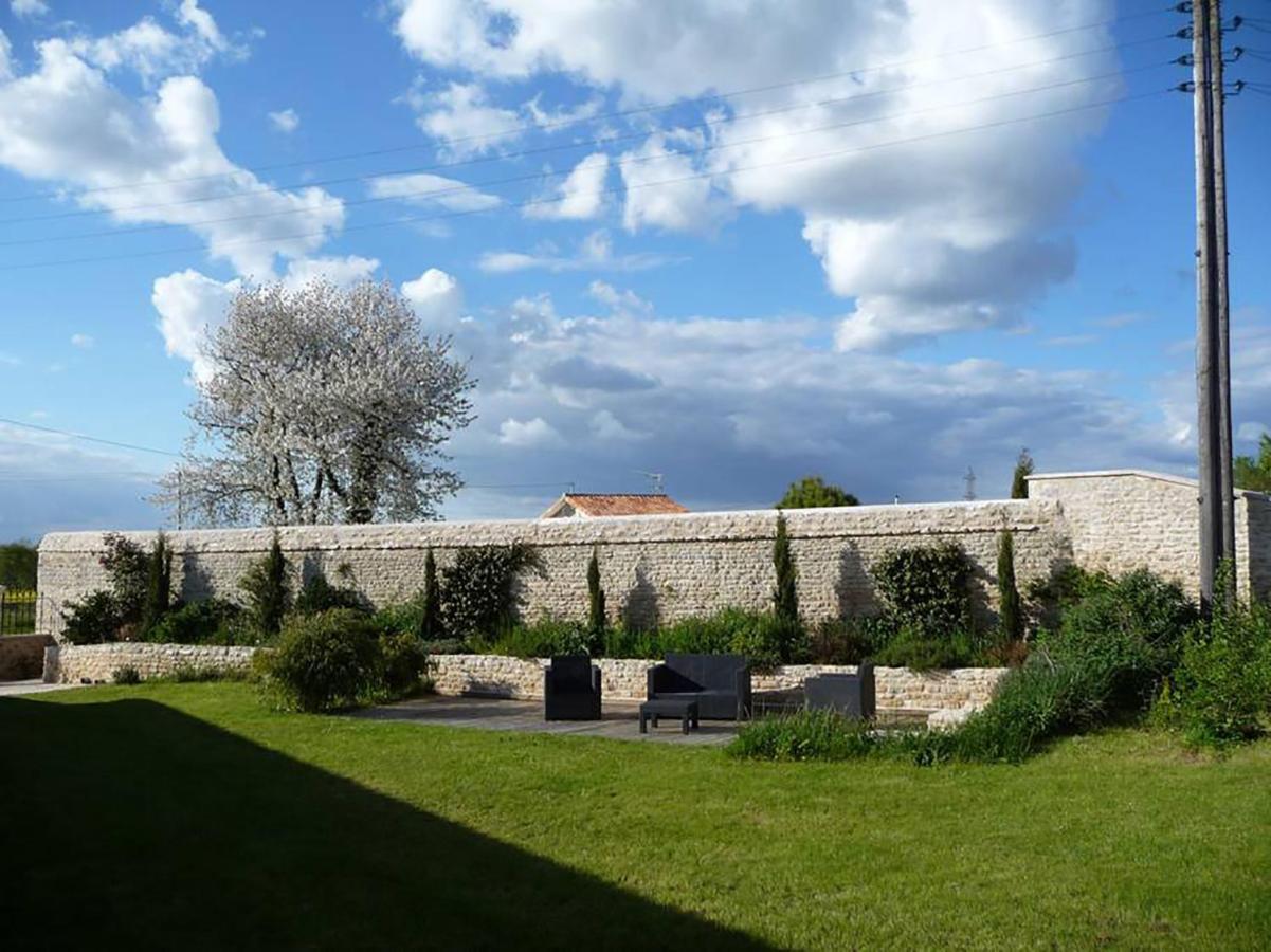 Bed & Breakfast Le Haut Fontaine : Minis Maisons De Charme Saint-Georges-les-Baillargeaux